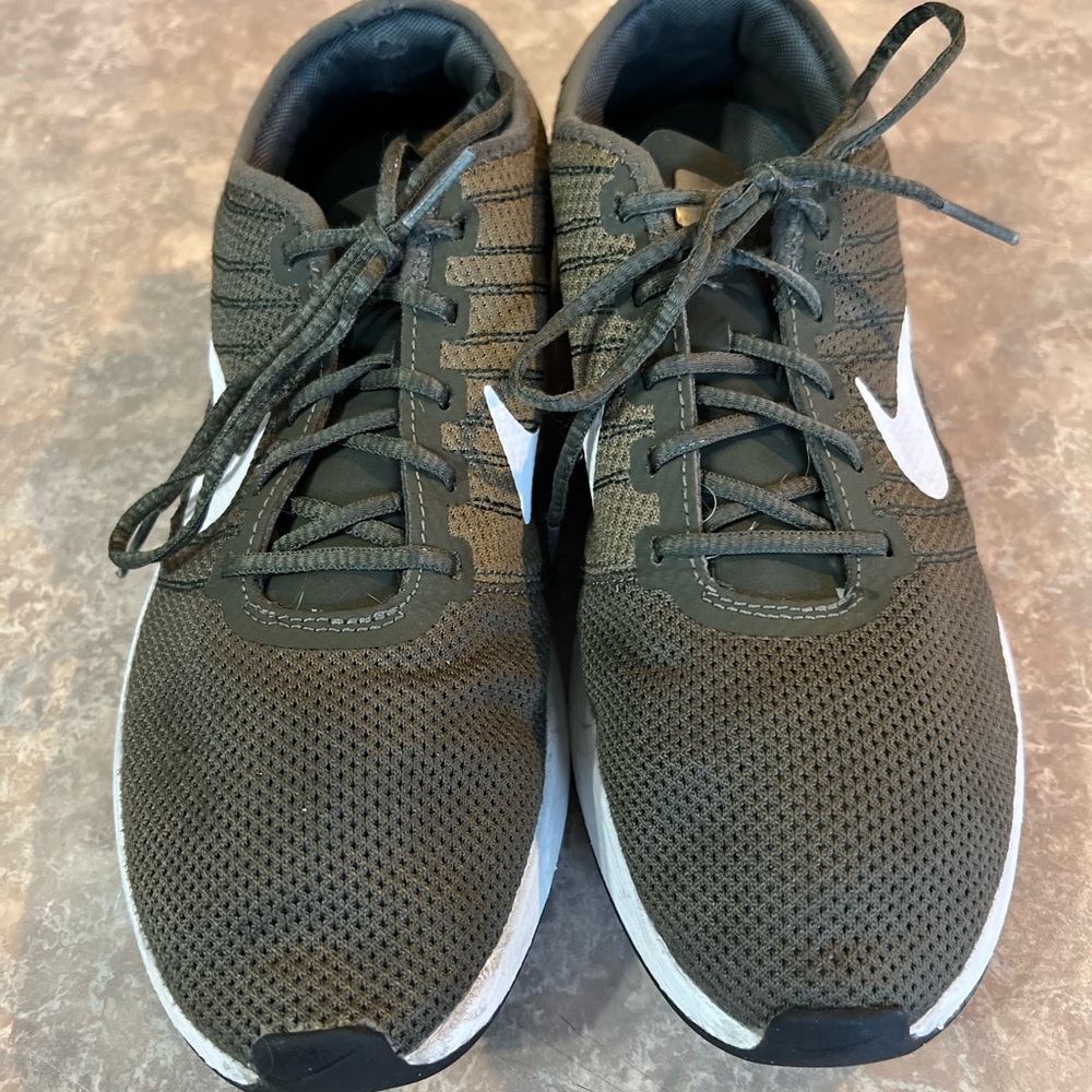 Pre owned NIKE WOMENS DUALTONE RACER RUNNING TRAINERS